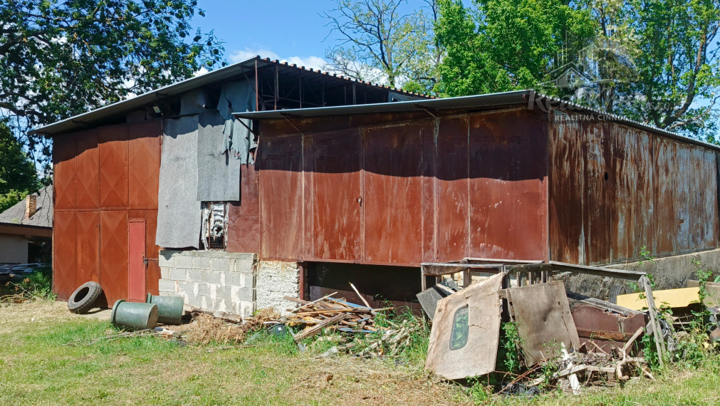 Stavebný pozemok 1963m2 Čeľadice
