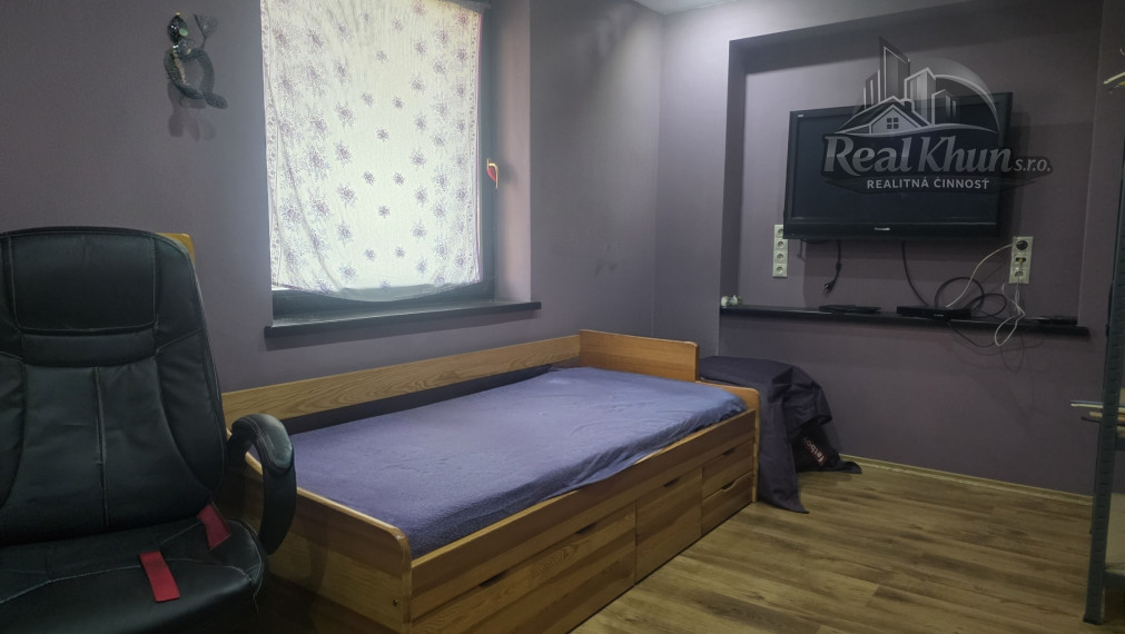 Na predaj priestranný rodinný dom Branč