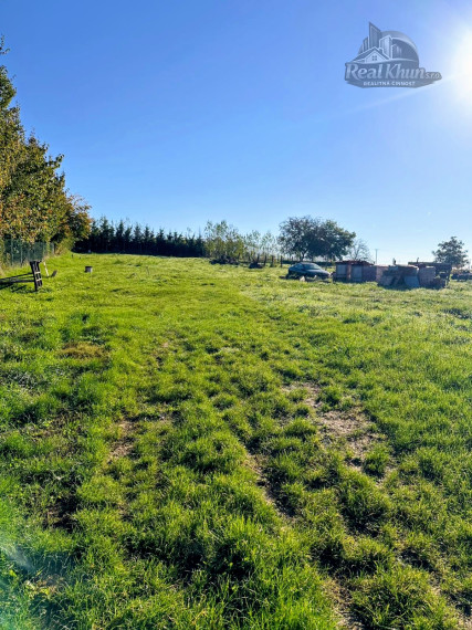 Stavebný pozemok 594m2 Slažany