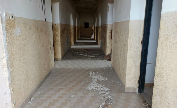 2 podlažná budova s pozemkom Alekšince-Lahne - fotografia 13