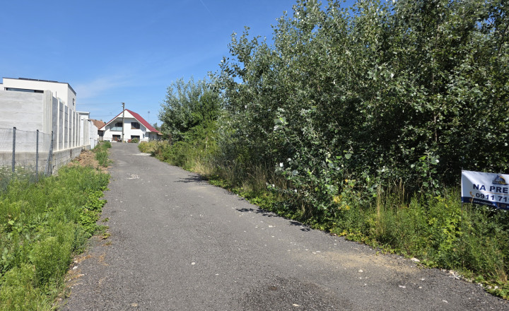 Na predaj 2 stavebné pozemky – Nitra, Horné Krškany - fotografia 1