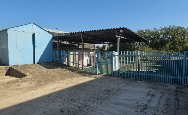 PRENÁJOM RODINNÉHO DOMU V LUŽIANKACH PRI NITRE-IDEÁLNE PRE FIRMU - fotografia 4