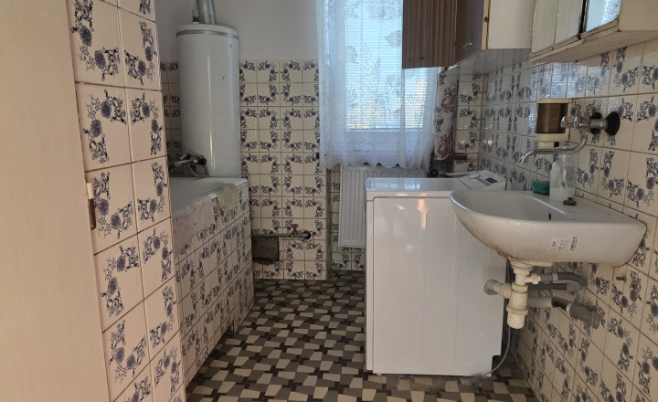 PRENÁJOM RODINNÉHO DOMU V LUŽIANKACH PRI NITRE-IDEÁLNE PRE FIRMU - fotografia 9